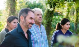 Pierre Perret capturé par la Tribu des Ogres !